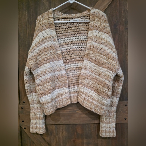 American Eagle Chunky Oversized Knit Cardigan Size Small - Picture 1 of 4